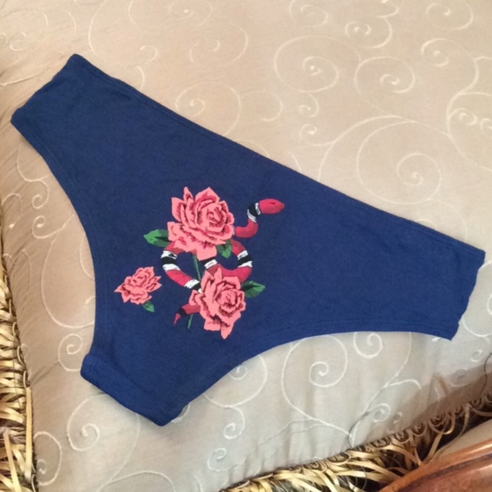 Free people snake and rose print blue panties sz.S